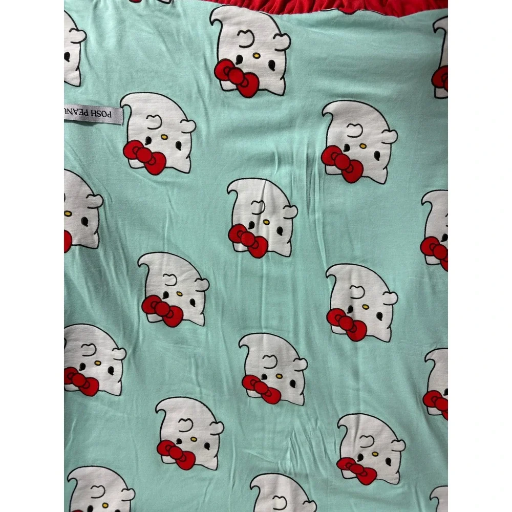 Posh Peanut x Hello Kitty Sanrio Luxette Patoo Ghost Kitty Bamboo Ruffle Blanket